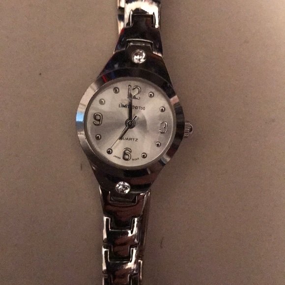 Watch - Picture 2 of 3